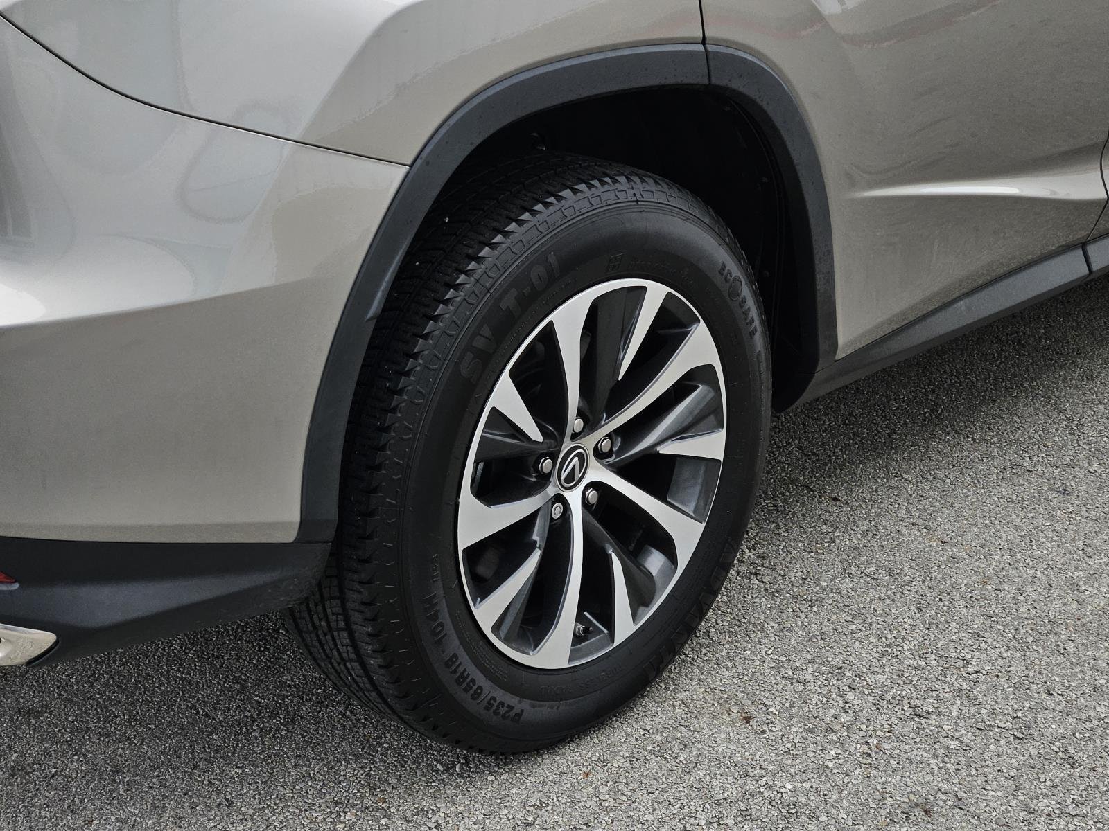 2022 Lexus RX 350 - Photo 8