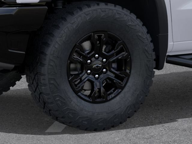 New 2026 Summit White Chevrolet ZR2 image 11