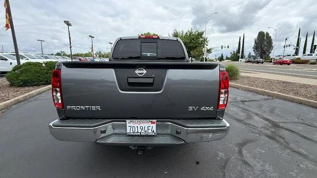 Used 2021 Gun Metallic Nissan SV image 5