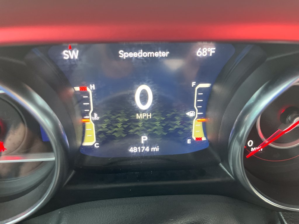 Used 2022 Gray Jeep Rubicon image 17