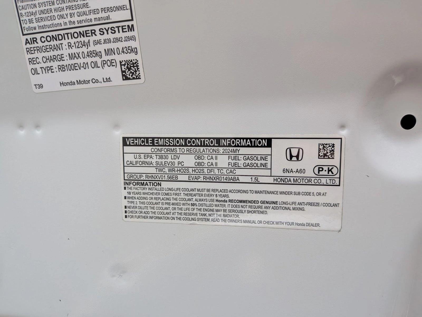 Used 2024 Platinum White Pearl Honda EX image 24