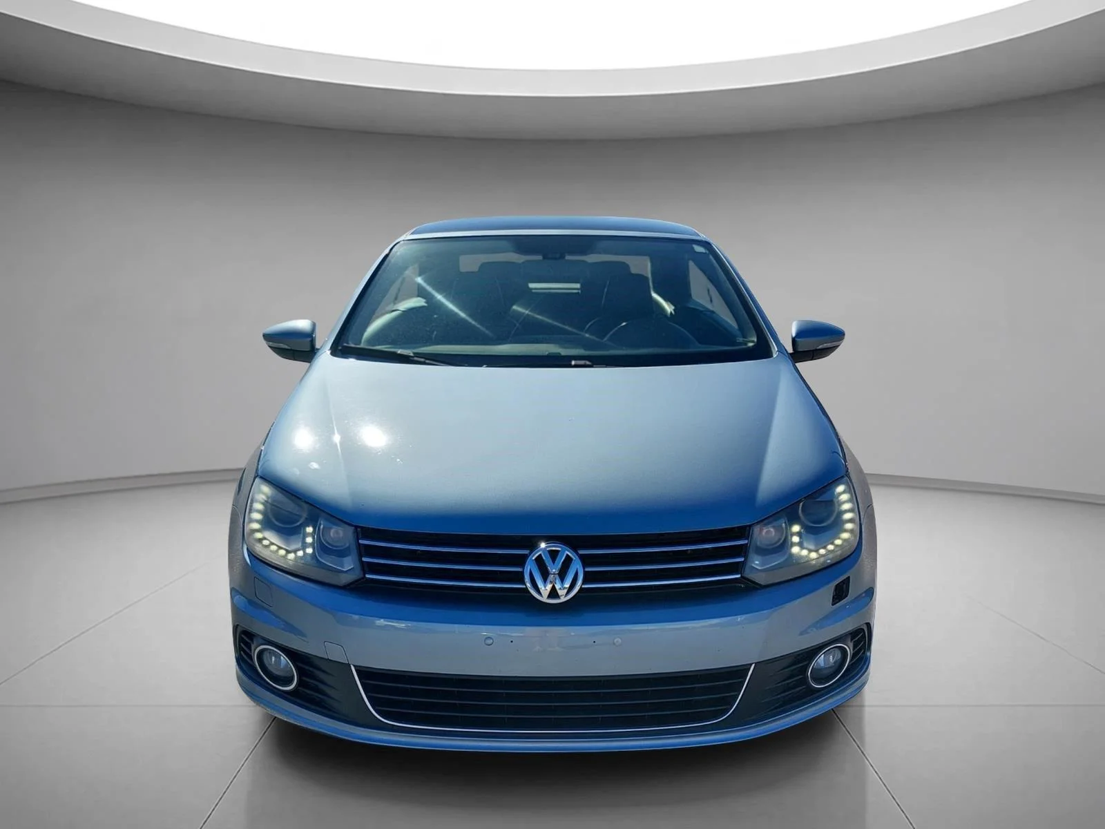 Used 2012 Horizon Blue Metallic Volkswagen Executive image 8