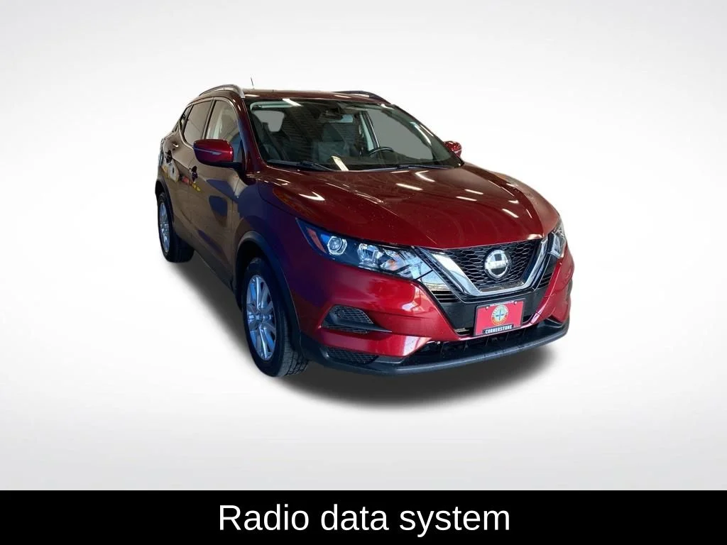 Used 2022 Red Nissan SV image 3