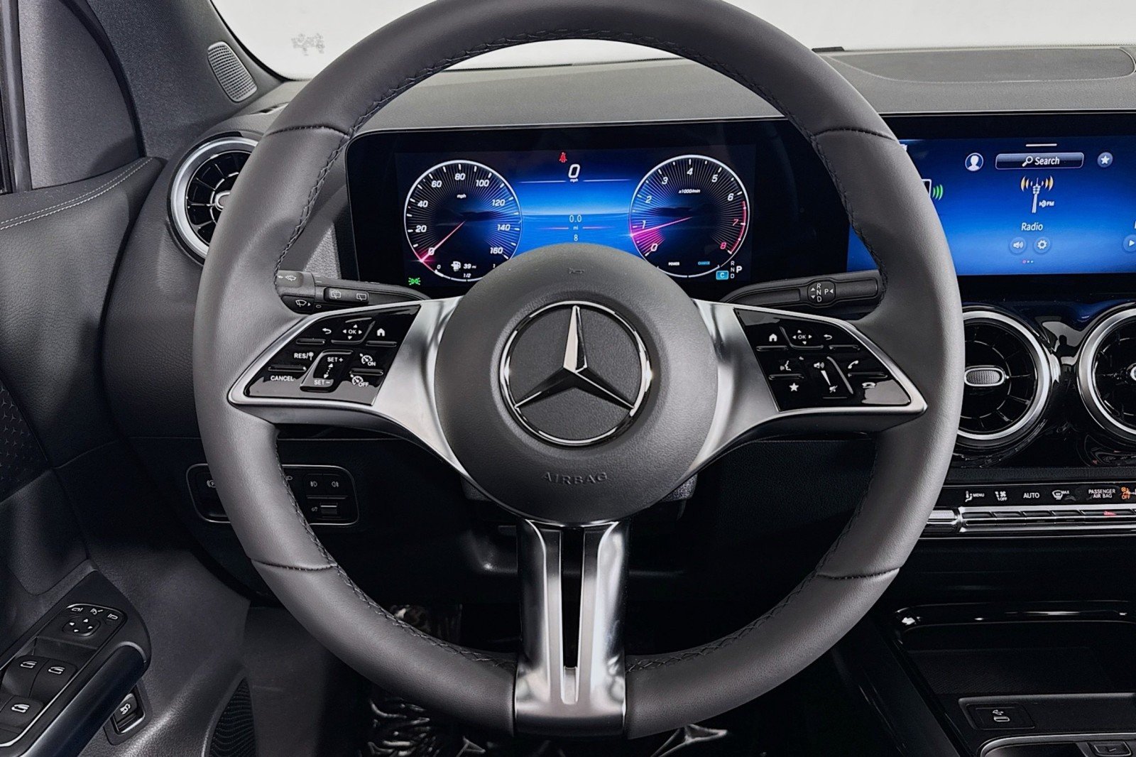 Certified Used 2026 Mountain Grey Metallic Mercedes-Benz GLA 250 image 18