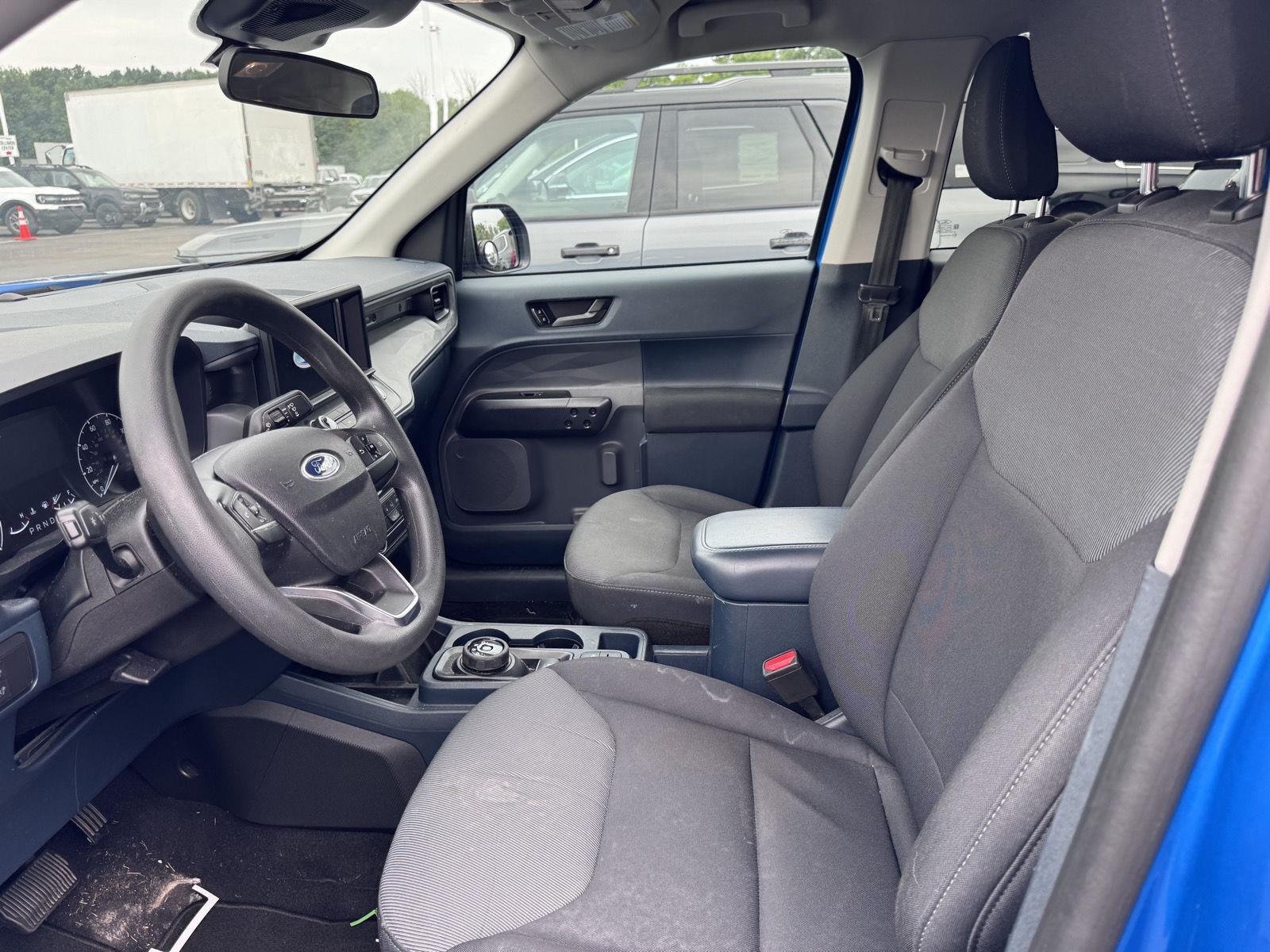 Used 2022 Velocity Blue Ford XL image 7