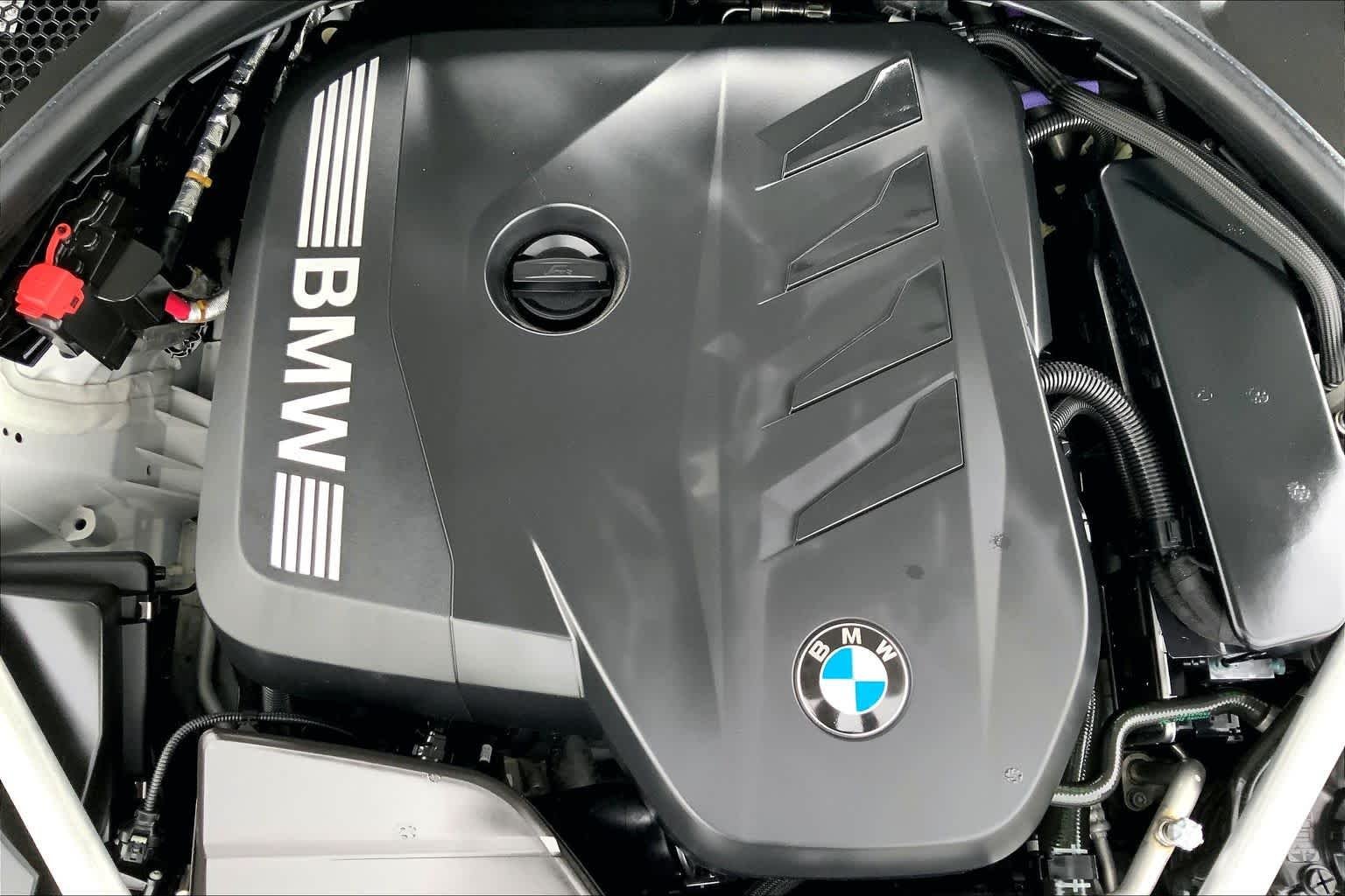 Used 2026 Mineral White Metallic BMW 430i xDrive image 32