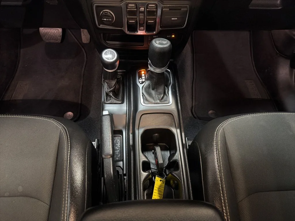 Used 2021 Black Jeep Unlimited Sport image 22