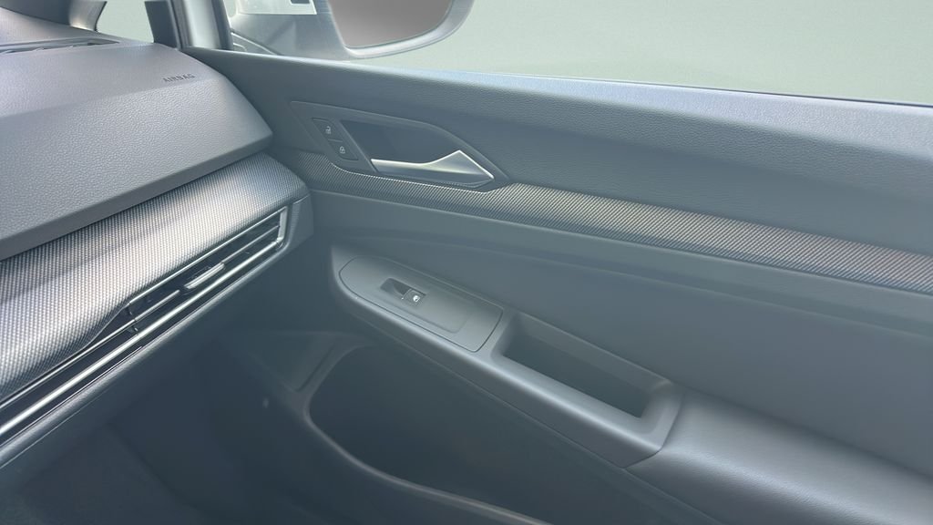 New 2026 Opal White Pearl Volkswagen Autobahn image 12