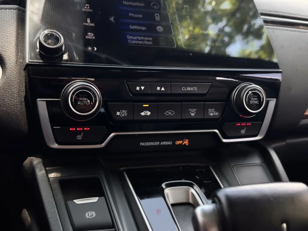 Used 2018 Black Honda Touring image 13