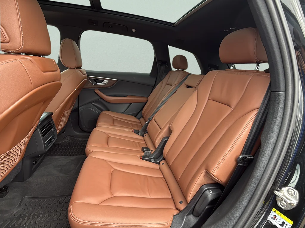 Used 2025 Black Metallic Audi 55 Premium image 21