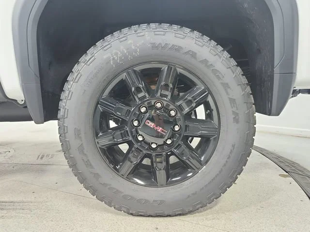 2026 GMC Sierra 2500HD AT4 - Photo 56