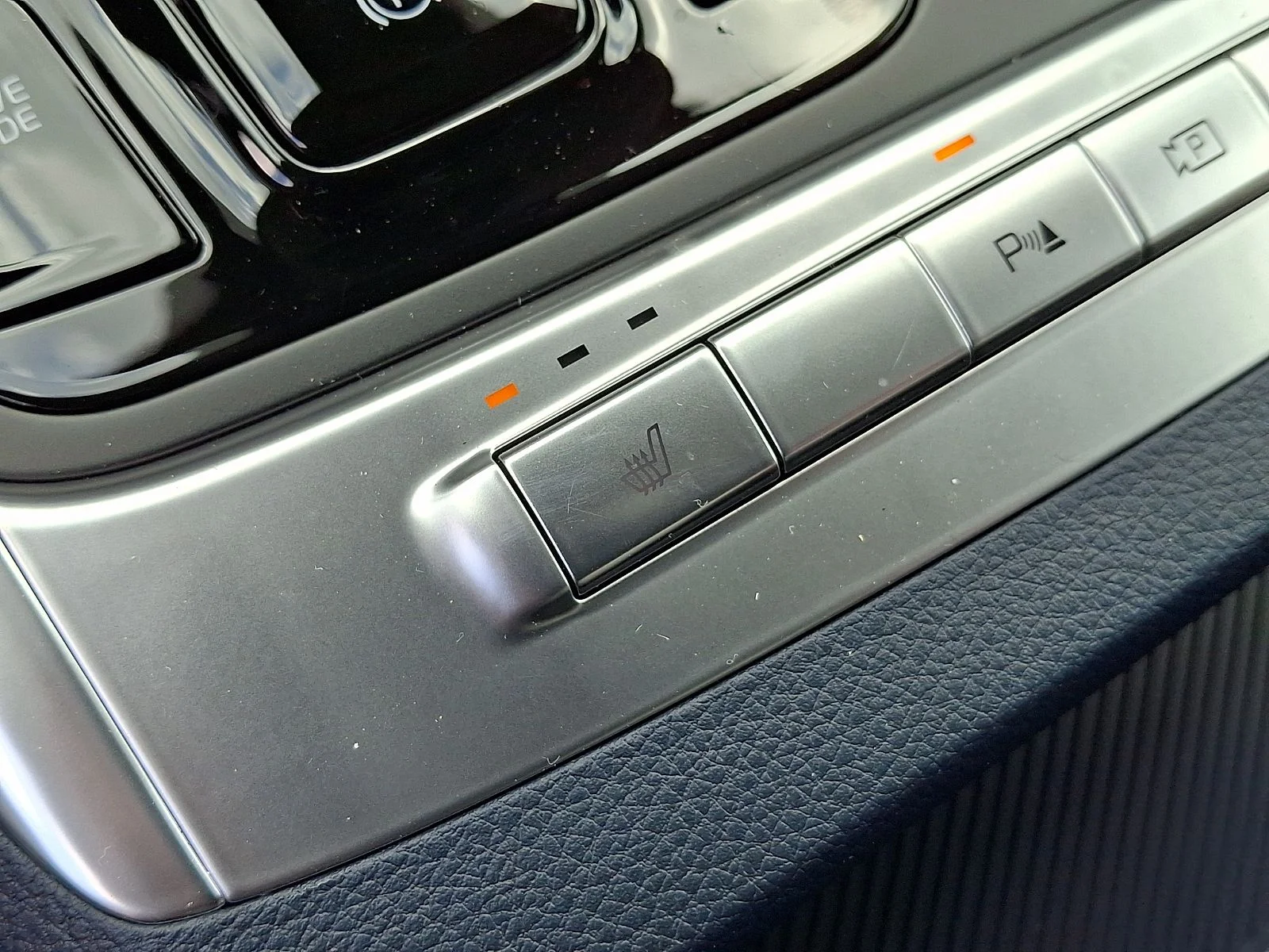 New 2026 White Kia EX image 22