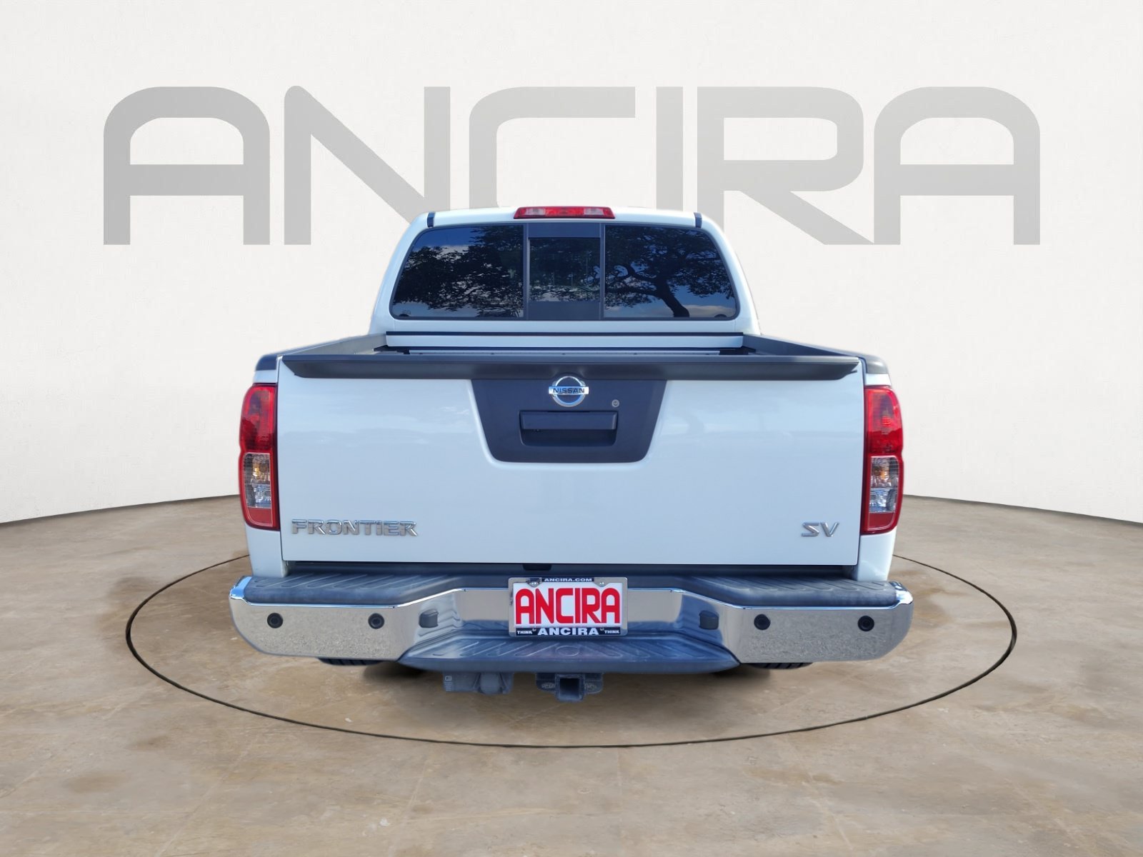 Used 2020 Glacier White Nissan SV image 9