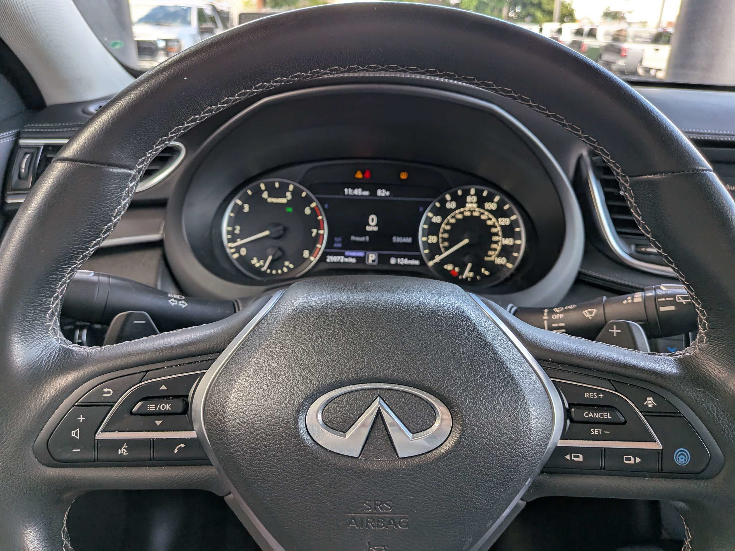 Used 2023 Gray INFINITI LUXE image 24