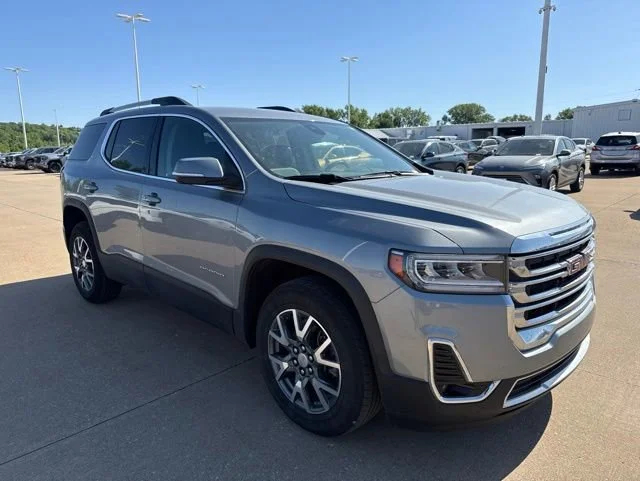 2023 GMC Acadia SLT AWD's photo