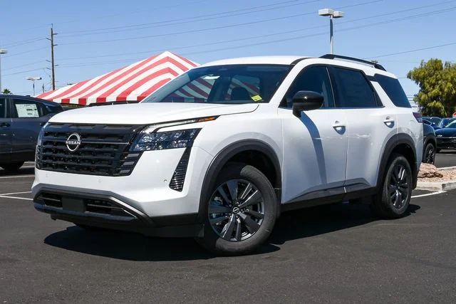 New 2026 Everest White Pearl TriCoat Nissan SV image 43