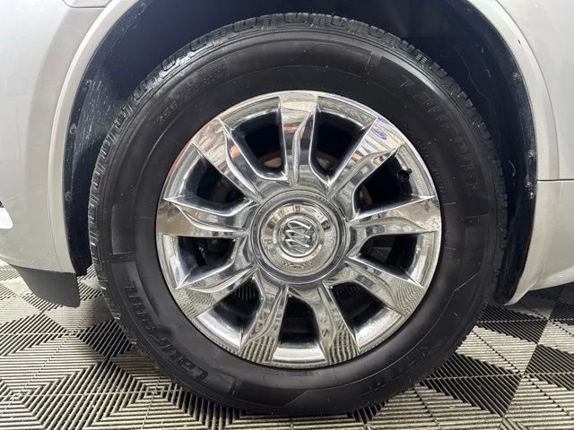 Used 2016 Quicksilver Metallic Buick Leather Group image 10
