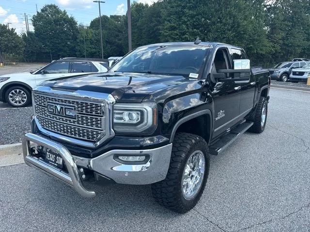 Used 2016 Black GMC SLT image 4
