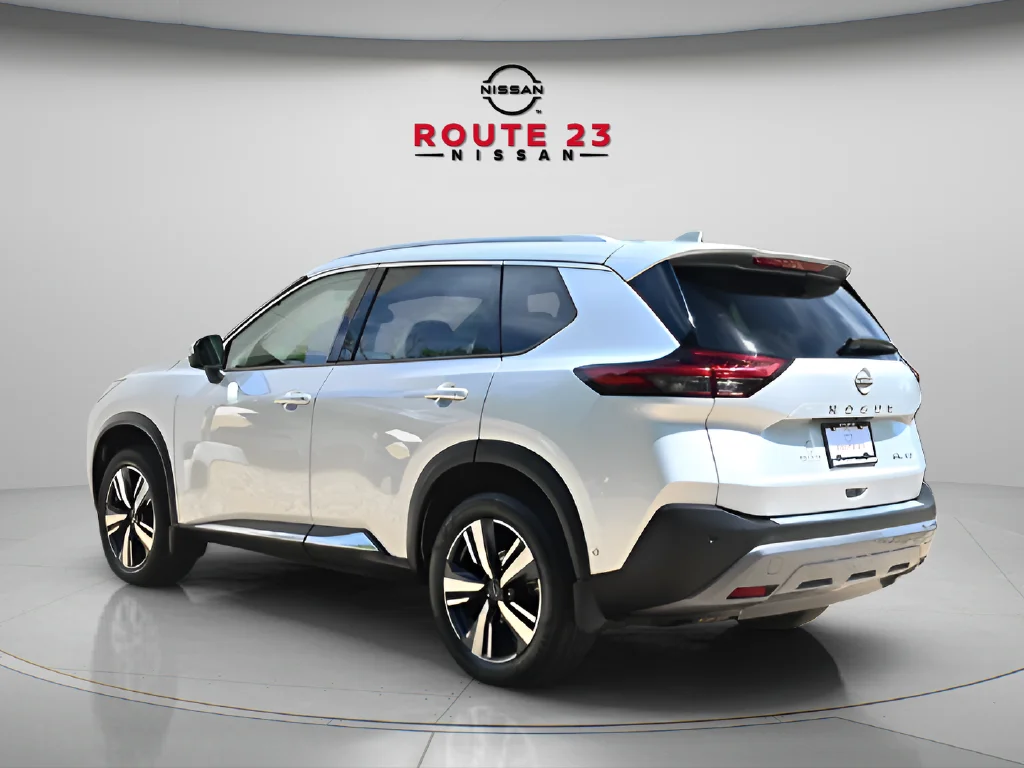 2022 Nissan Rogue SL - Photo 8