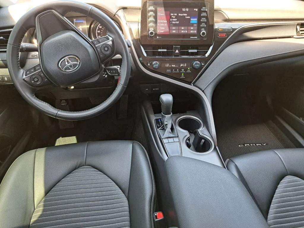 2024 Toyota Camry SE - Photo 19