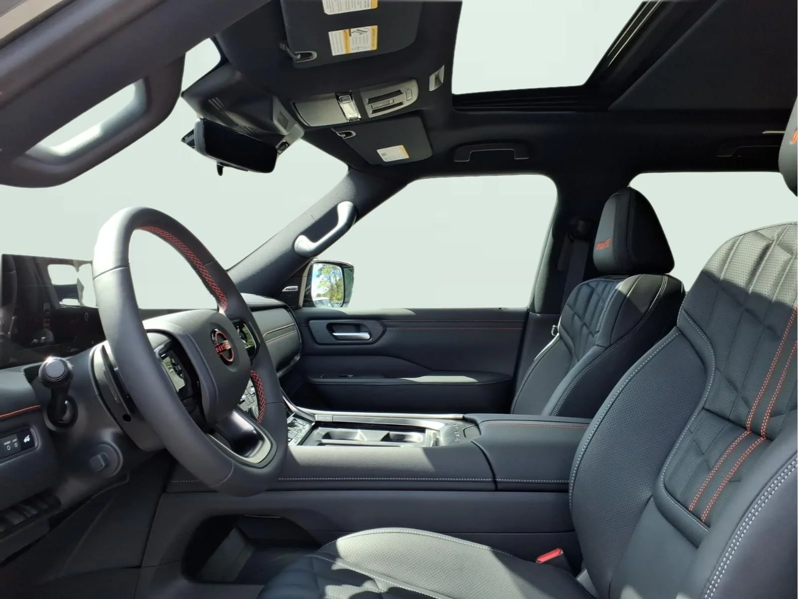 New 2026 Alpine Metallic / Super Black Two-tone Nissan PRO-4X® image 5