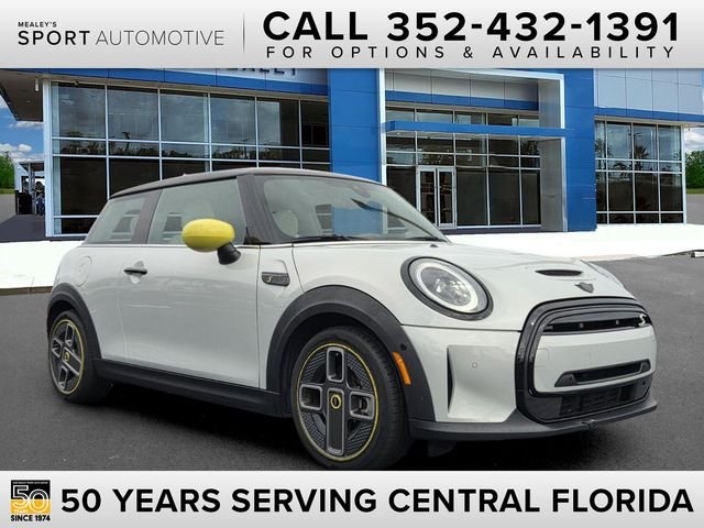  2022 MINI Cooper Hatchback Front-Wheel Drive 