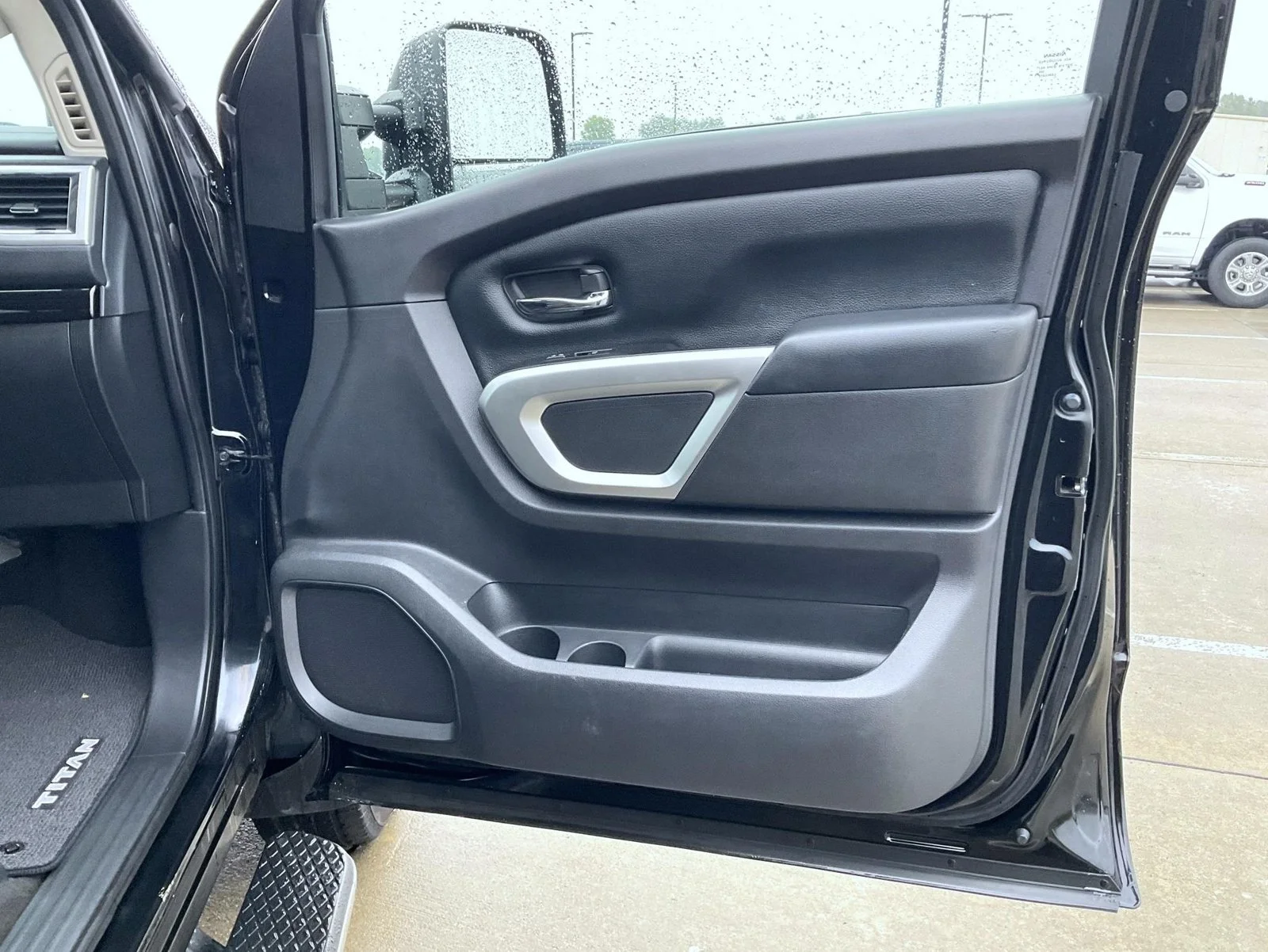 Used 2018 Black Nissan SV image 17