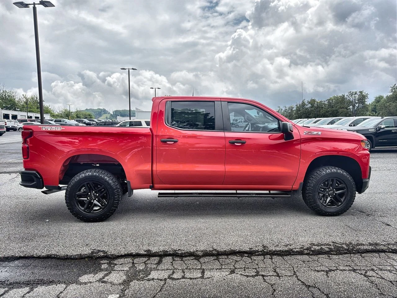 Used 2021 RED HOT Chevrolet Custom Trail Boss image 9