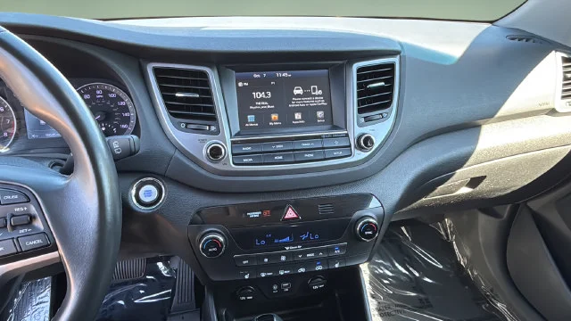 Used 2018 Black Hyundai Value image 26