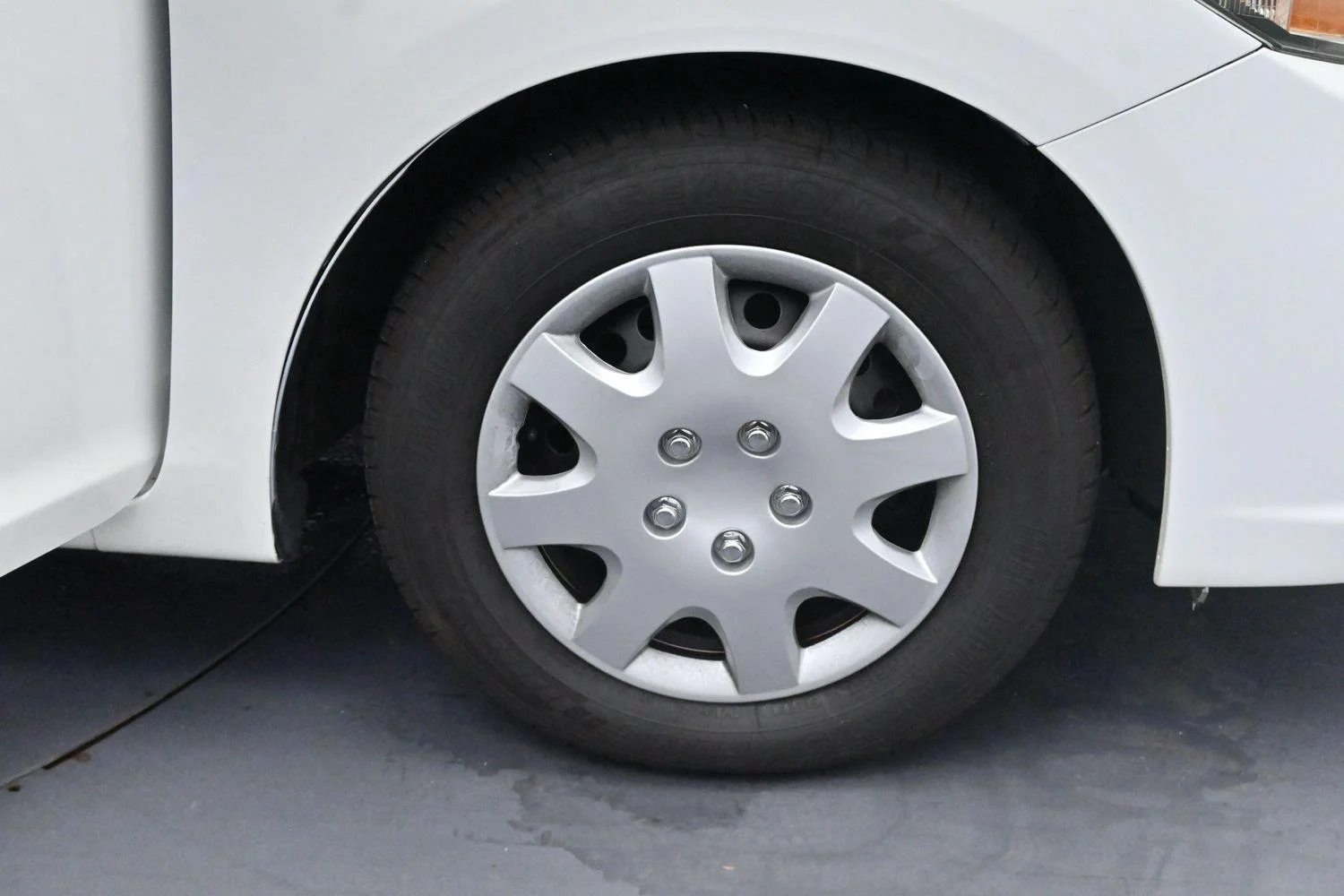 Used 2015 Taffeta White Honda LX image 26