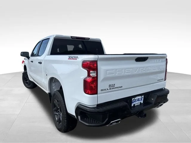 Used 2025 White Chevrolet Custom Trail Boss image 12