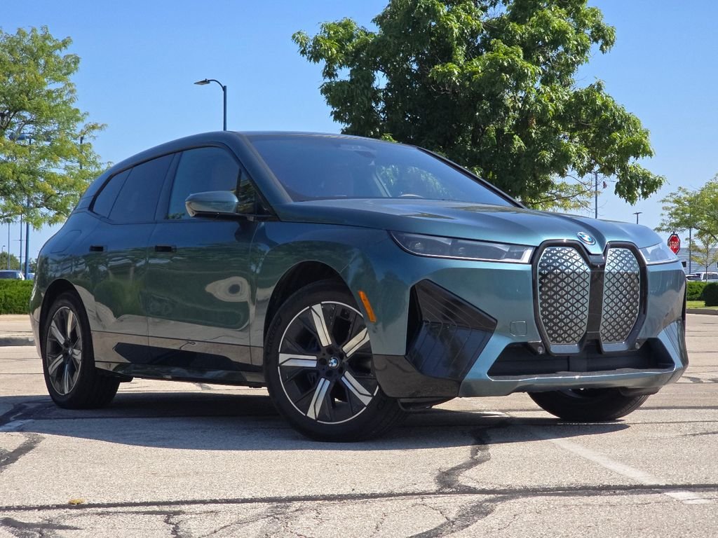 Used 2022 BMW iX Base with VIN WB523CF0XNCK83050 for sale in Columbus, OH