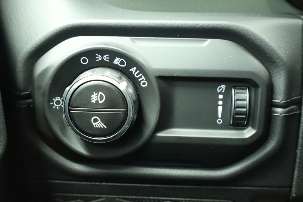 New 2026 Black Clearcoat Jeep Mojave image 41