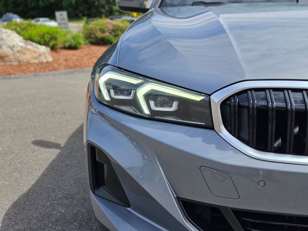 Used 2023 Skyscraper Grey Metallic BMW 330i xDrive image 9