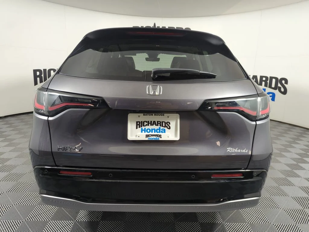 Certified Used 2024 Modern Steel Metallic Honda 5DR 2WD EX-L image 37