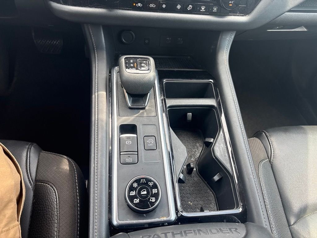 Used 2023 Gray Hyundai SEL image 18