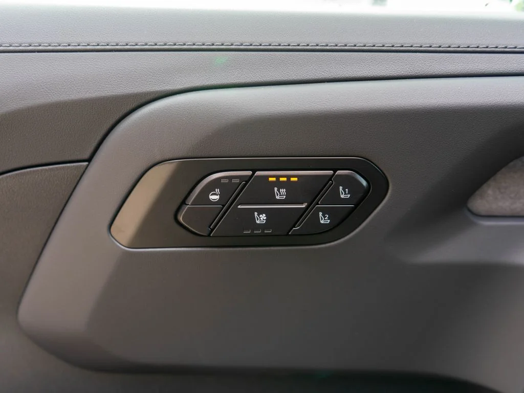 New 2027 Glacial White Pearl Kia X-LINE SX image 20