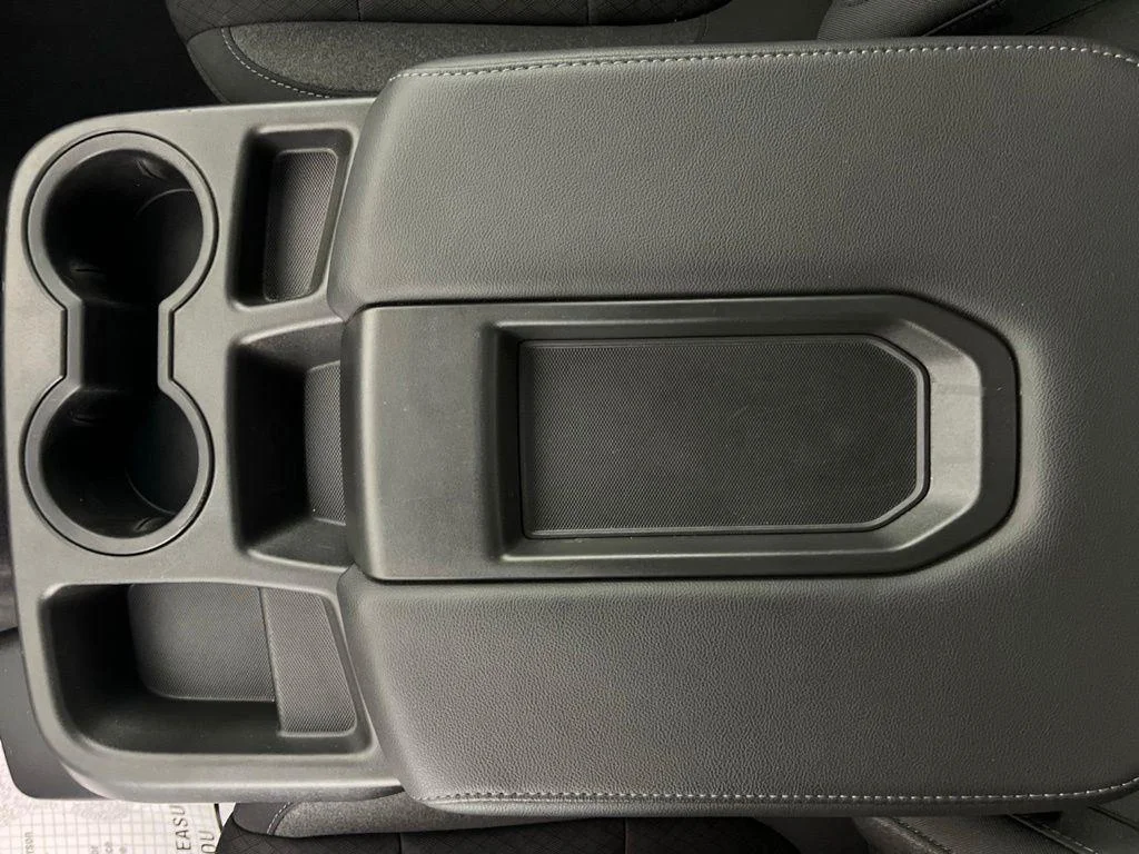 Used 2020 Shadow Gray Metallic Chevrolet LT image 16