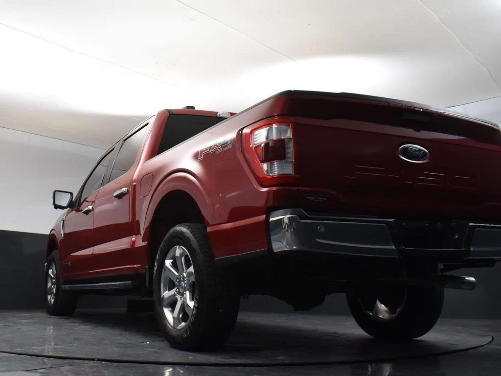 Used 2021 Red Ford Lariat image 10