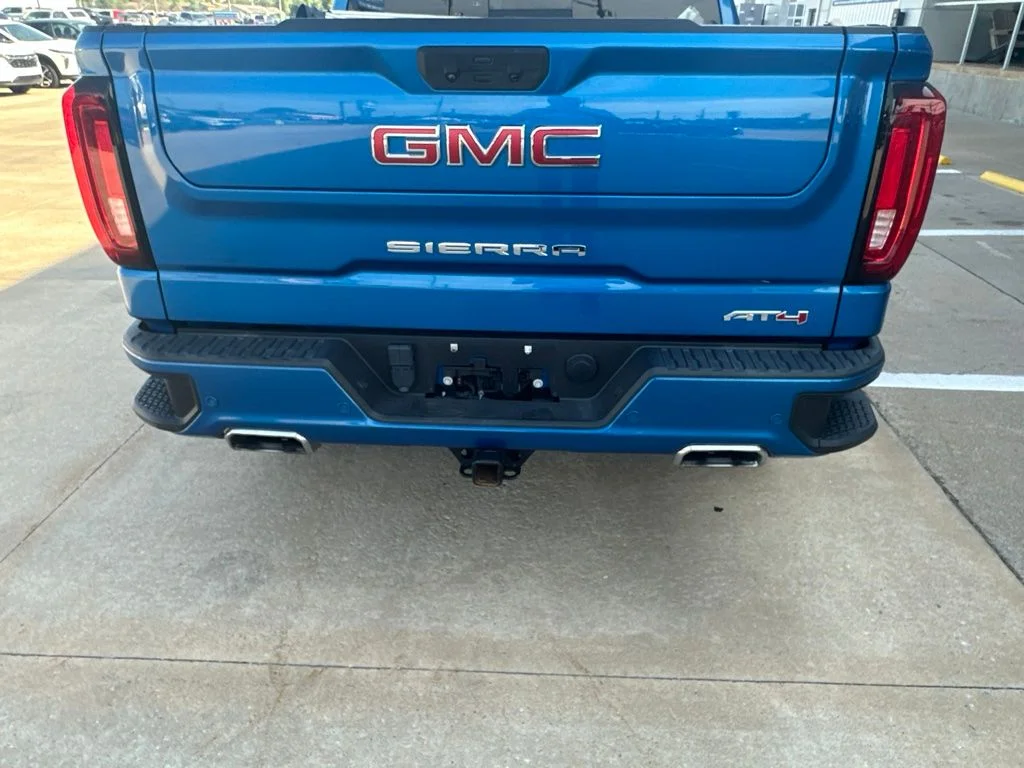Used 2022 Blue GMC AT4 image 36
