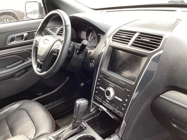 Used 2019 White Ford Sport image 24