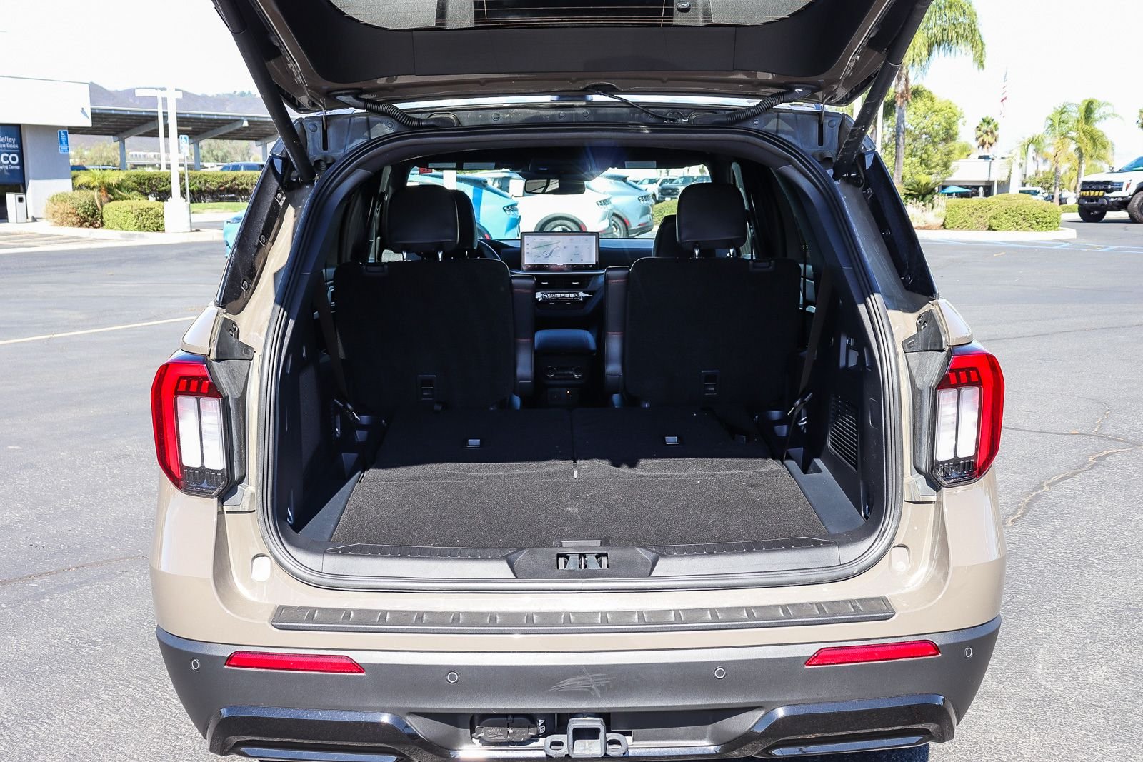 2026 Ford Explorer ST-LINE - Photo 27