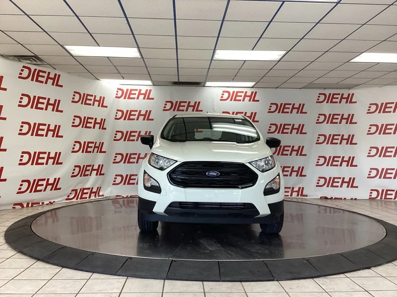 Used 2022 White Ford S image 2