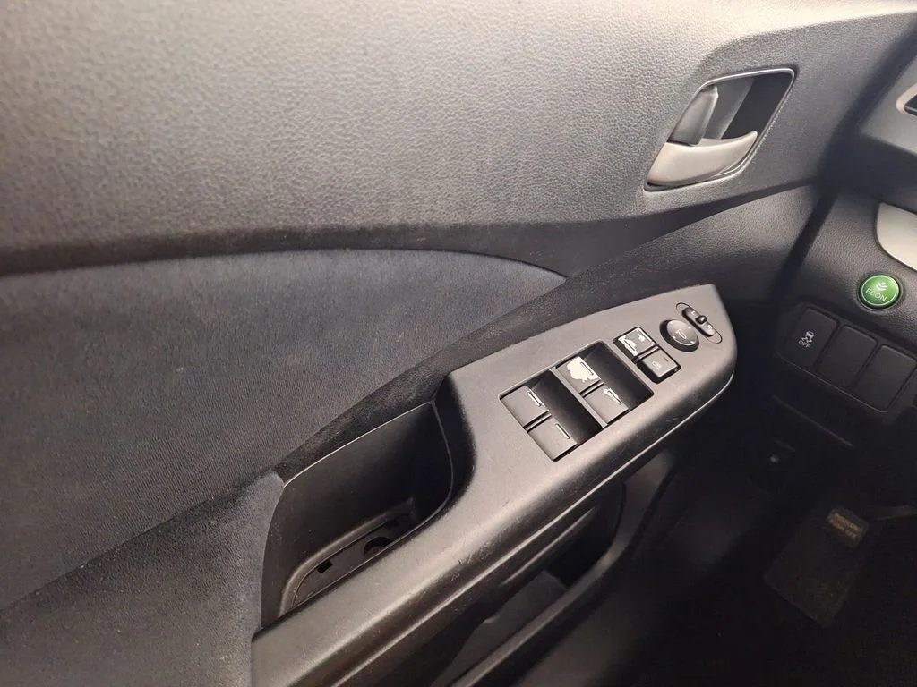 Used 2012  Honda EX image 21