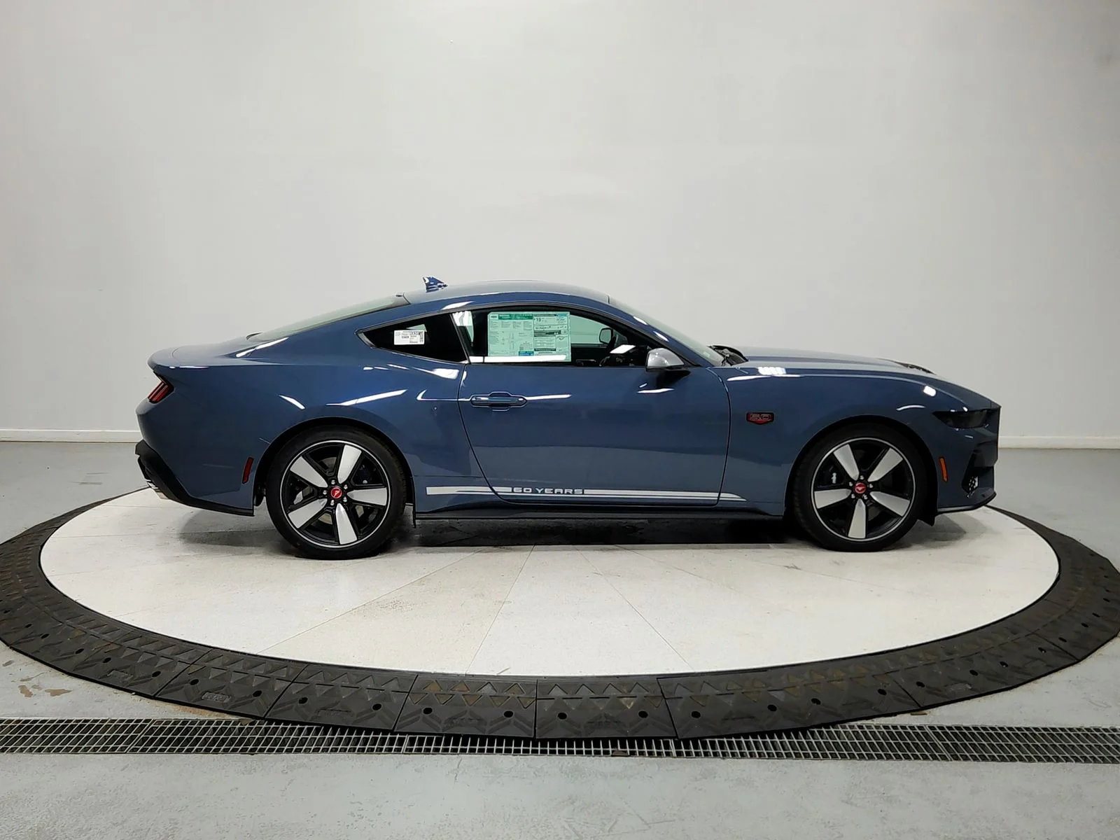 2025 Ford Mustang GT Premium Fastback - Photo 8