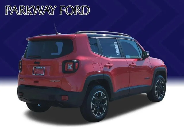 Used 2023 Red Jeep Trailhawk image 5