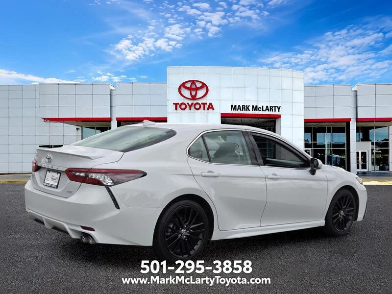 Used 2024 Ice Edge TOYOTA XSE AUTO image 5