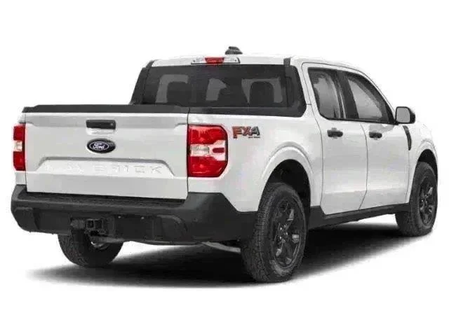 New 2026 Oxford White Ford XLT image 2