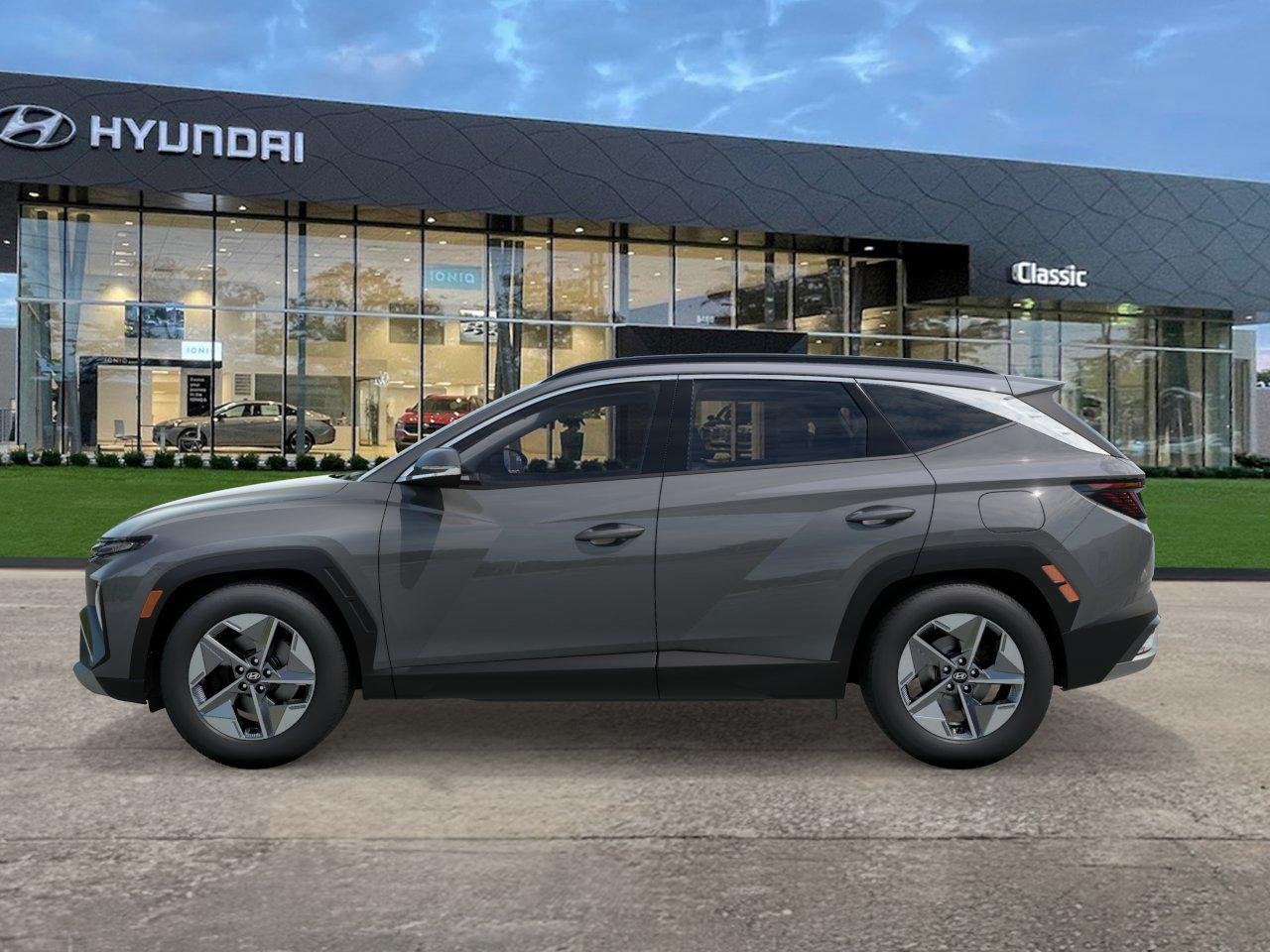 New 2026 Hampton Gray Hyundai SEL Premium image 3