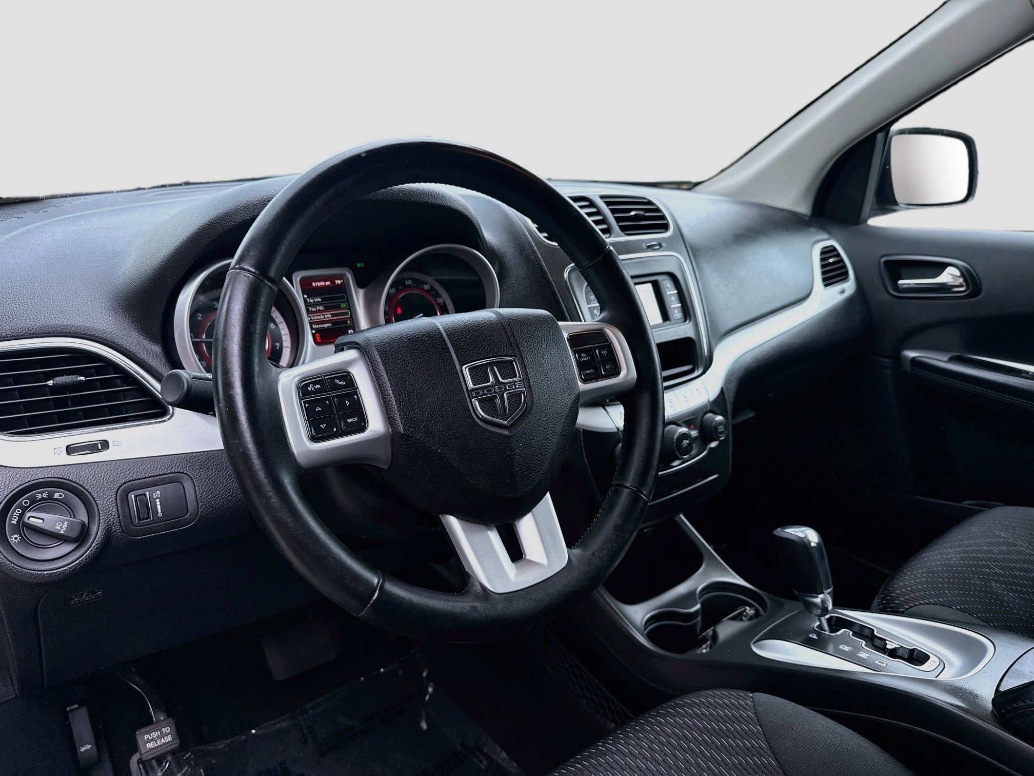 Used 2019 Pitch Black Clearcoat Dodge SE image 7